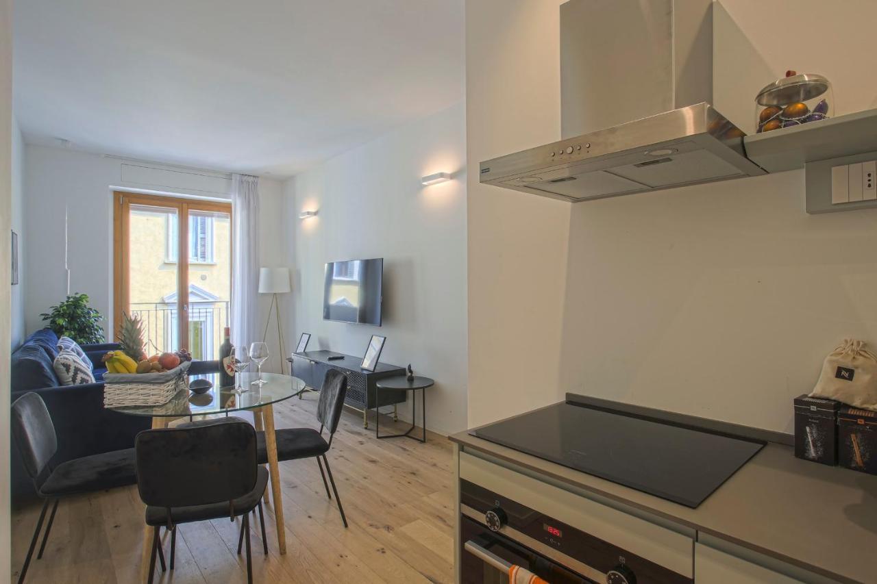 Milan Lovely Apartment-Hosted By Sweetstay Bagian luar foto